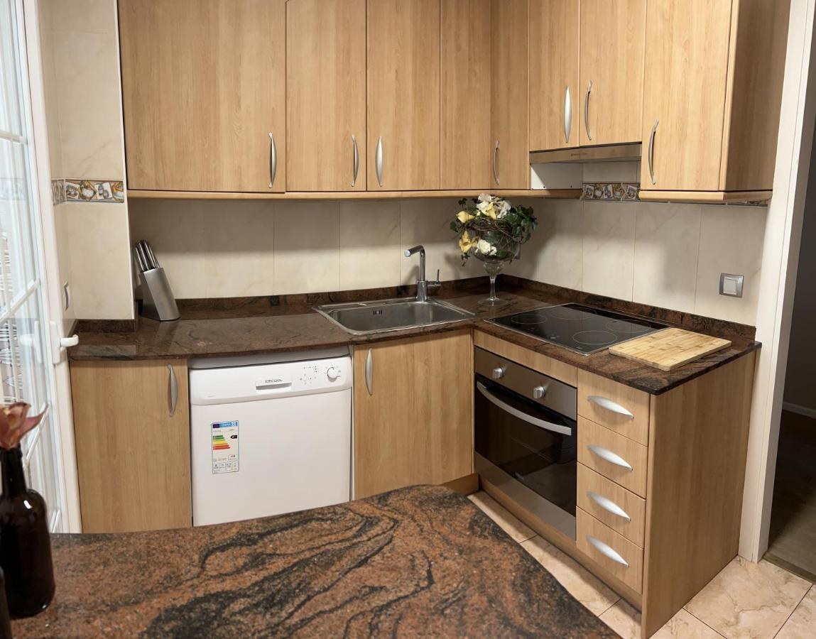 Lux Apartament ซาลอว์ ภายนอก รูปภาพ